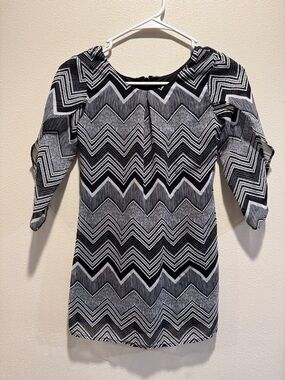 Amy Byer Monochrome Chevron Dress